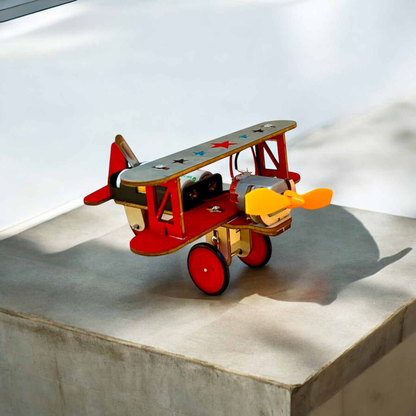 Avion en Bois à Assembler – Biplan Mythique – Jeu de Construction DIY– Activité Parent-Enfant ✈️🎨